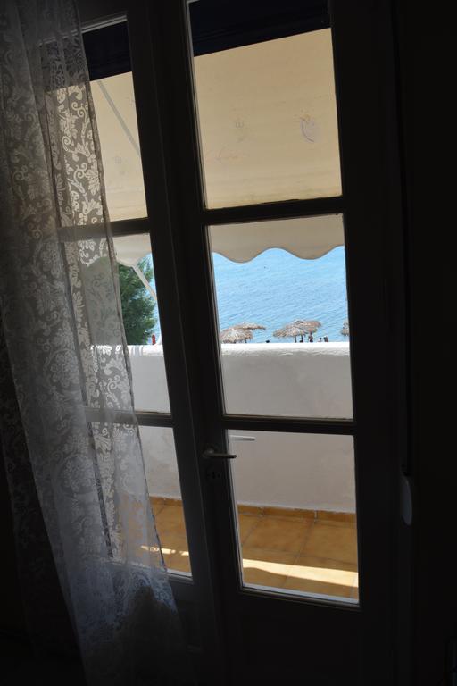 Iro Apartments Paralia Agias Foteinis Eksteriør billede