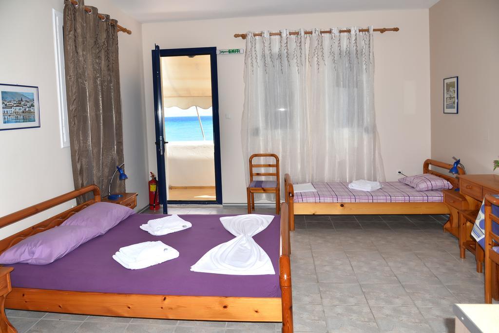 Iro Apartments Paralia Agias Foteinis Eksteriør billede